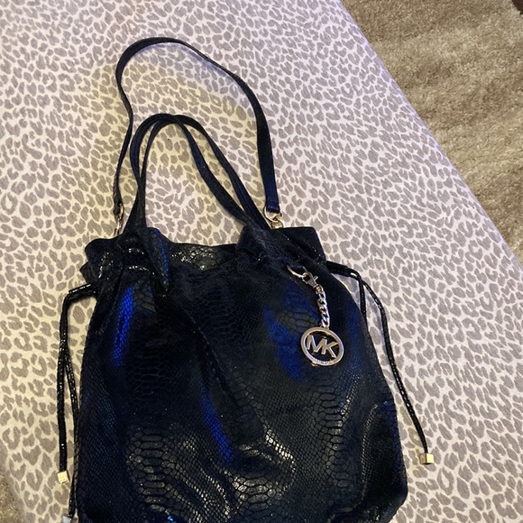 Michael Kors Python Print Drawstring Bag - Picture 12 of 17